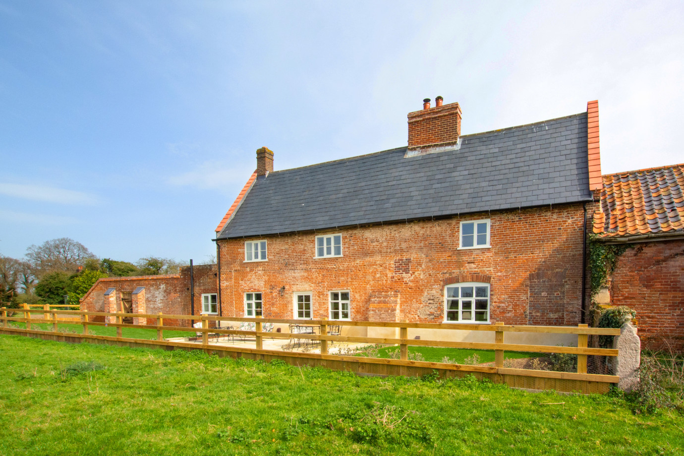 Manor Farm (2138) Norfolk Cottages